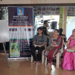 Rekha V as Women's Day Session speaker at Aayojana coaching Academy with student's Mother.